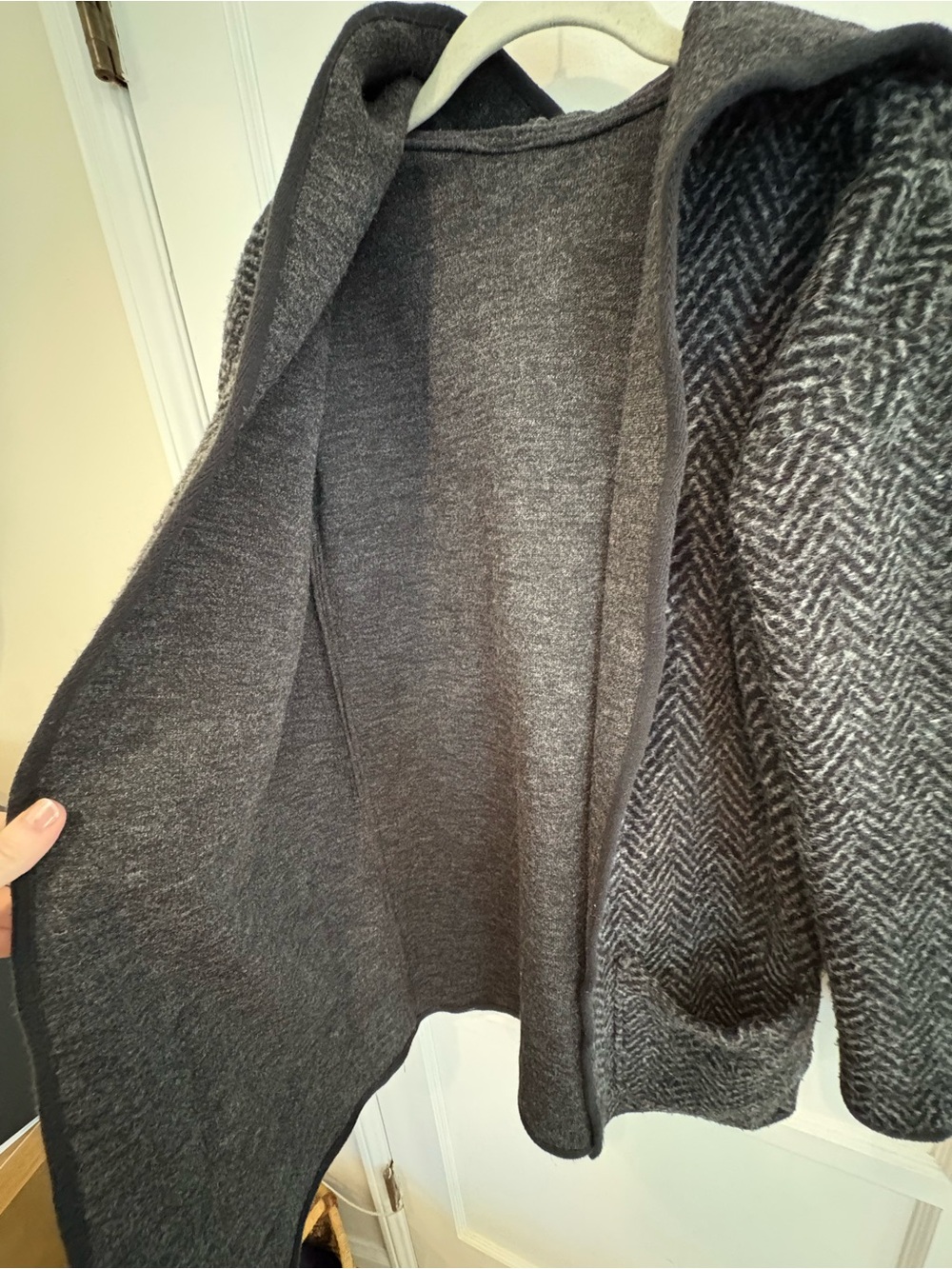 Marine Layer Hooded Open-Front Cardigan Jacket in Charcoal Gray - Picture 5 of 5